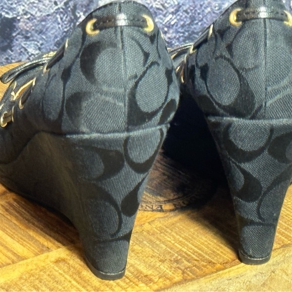 Coach Jacquard Signature Alistar wedges sz 9.5 - Picture 4 of 7